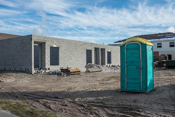 Best Affordable portable toilet rental  in Delafield, WI